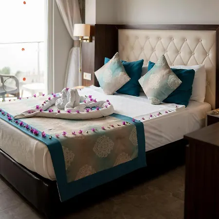 Cleopatra Golden Alanya