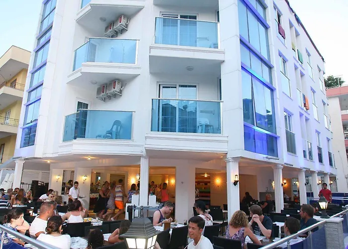 Hotel Cleopatra Golden