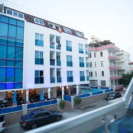 Cleopatra Golden Hotell 4*