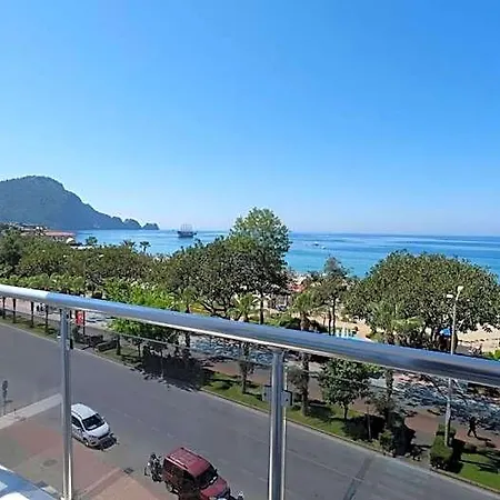 Hotel Cleopatra Golden Beach 4*