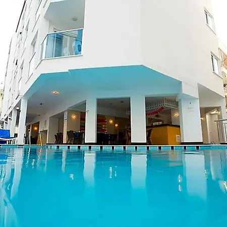 Cleopatra Golden Beach 4*