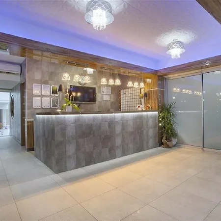 Cleopatra Golden Beach 4*