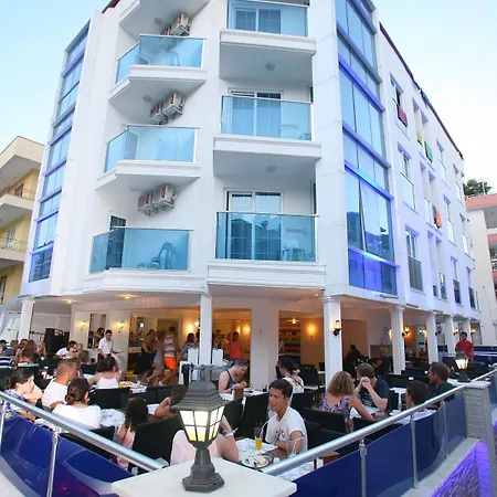 Hotel Cleopatra Golden Beach 4*