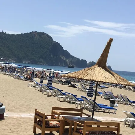 Cleopatra Golden Beach Hotel 4*
